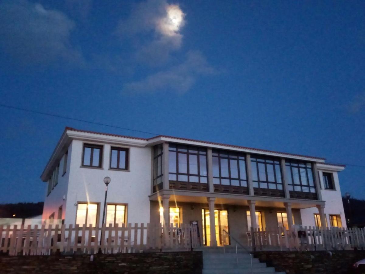 Apartamentos Las Olas By Pantin Valdovino Exterior photo